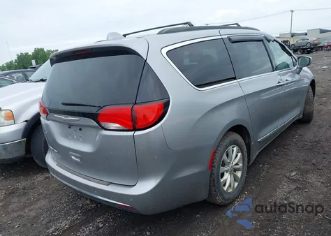 2017 Chrysler Pacifica Touring-L из США, поврежденный, VIN 2C4RC1BG1HR613311